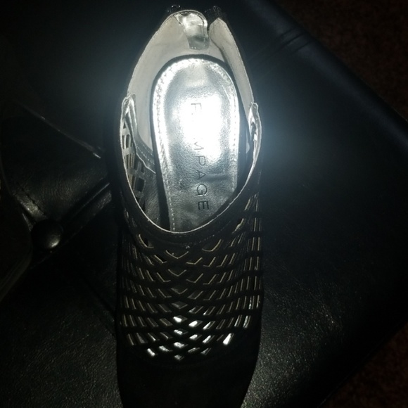 Nice Booties - Picture 3 of 3